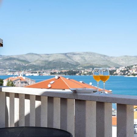 Dalmatia Apartments Ciovo Trogir Bagian luar foto