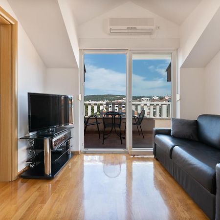 Dalmatia Apartments Ciovo Trogir Bagian luar foto