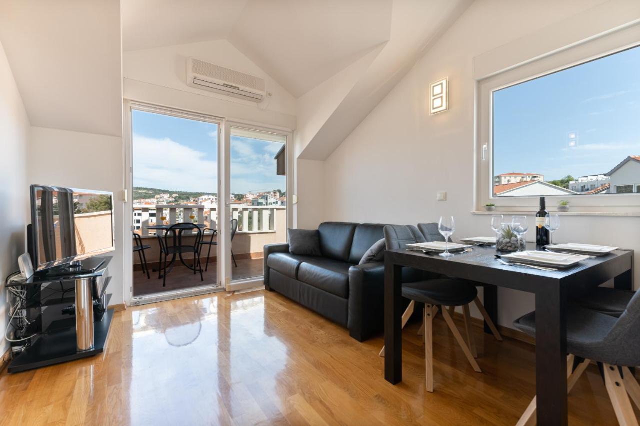 Dalmatia Apartments Ciovo Trogir Bagian luar foto