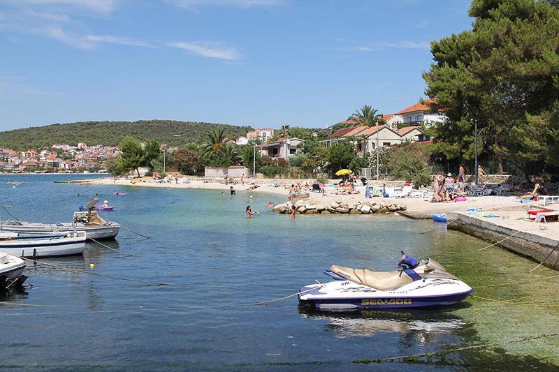 Dalmatia Apartments Ciovo Trogir Bagian luar foto