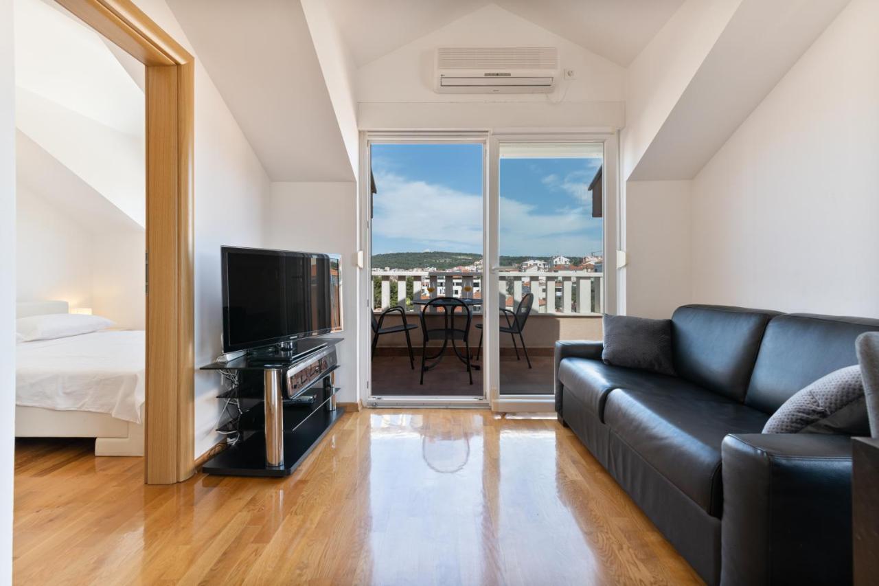 Dalmatia Apartments Ciovo Trogir Bagian luar foto